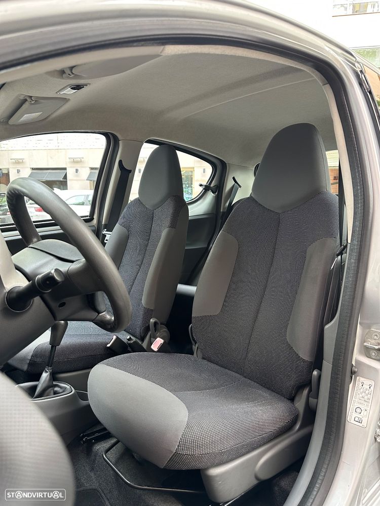 Peugeot 107 1.0 Urban - 3