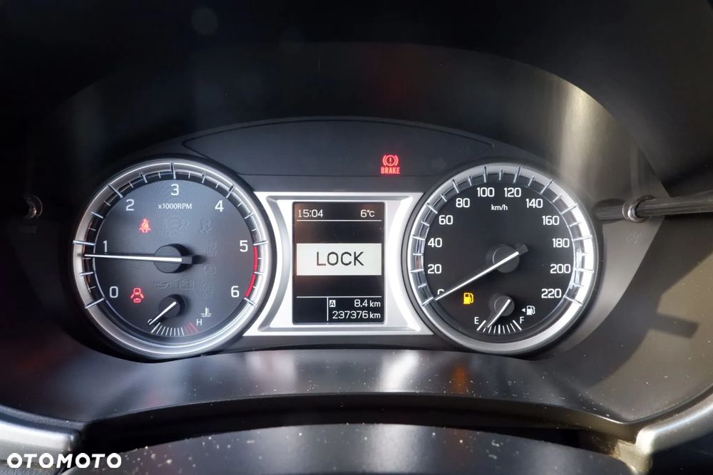 Suzuki Vitara 1.6 DDiS (4x4) Allgrip Comfort - 18