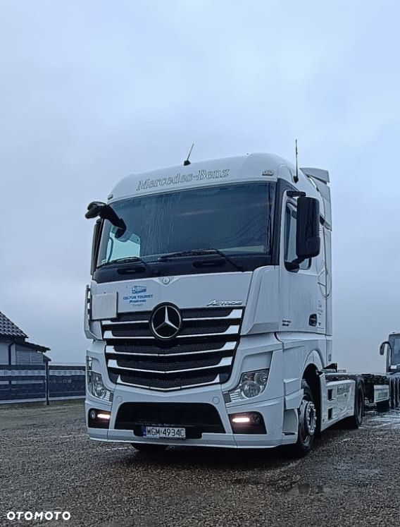 Mercedes-Benz Actros mp4 - 1