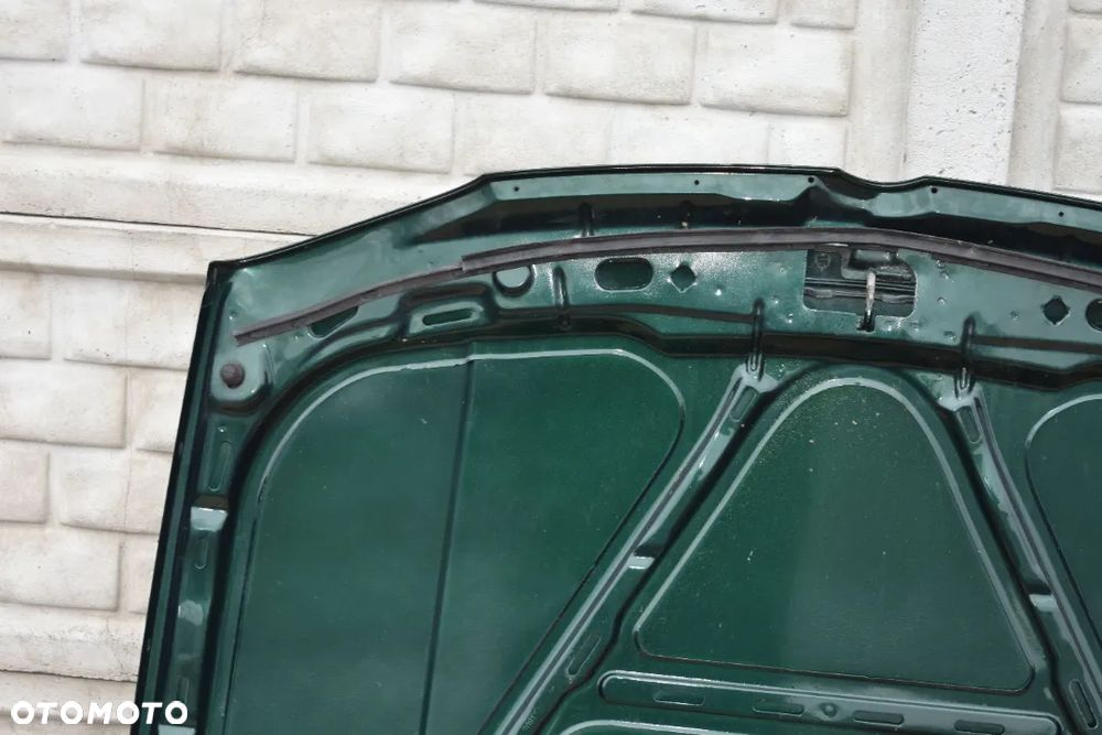 MASKA POKRYWA SILNIKA VOLKSWAGEN GOLF 4 LC6M - 10