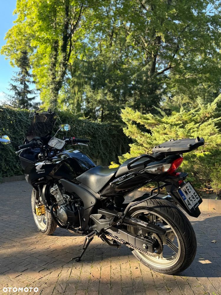 Honda CBF - 13