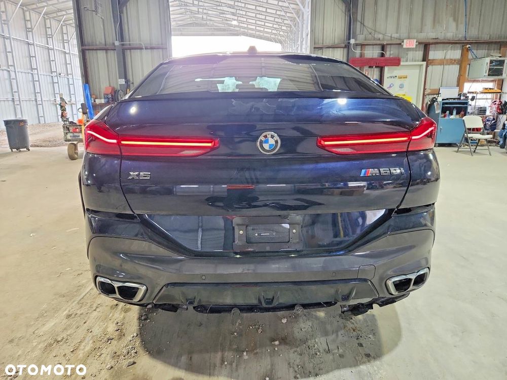 BMW X6 M50i - 7