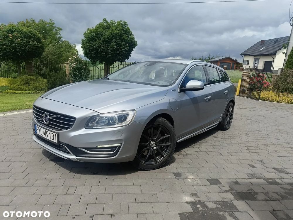Volvo V60 D6 AWD Plug-in Hybrid Summum - 7
