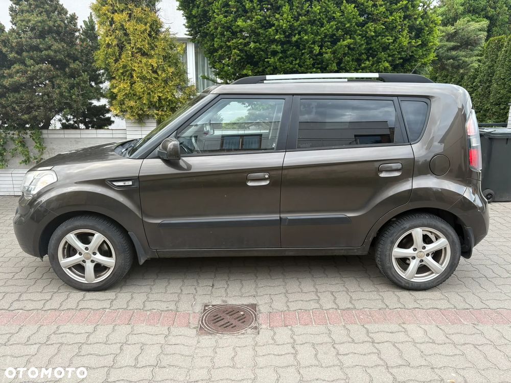 Kia Soul 1.6 L - 4
