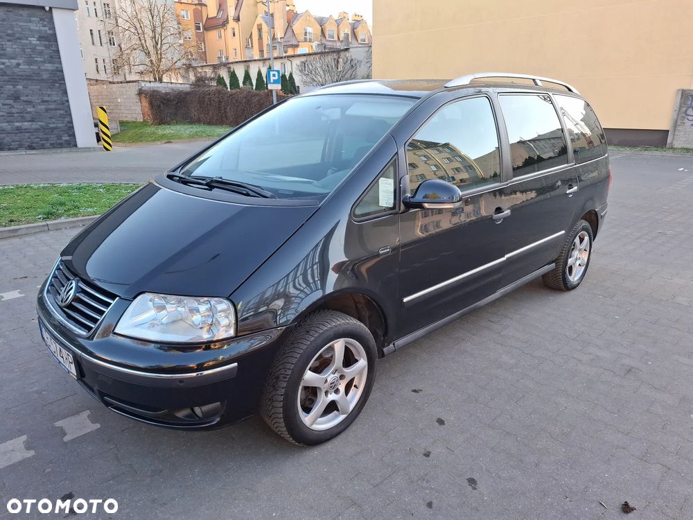 Volkswagen Sharan 2.0 TDI Comfortline - 1
