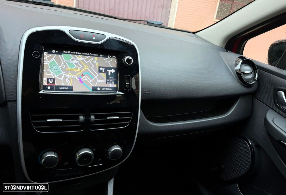 Renault Clio 0.9 TCE Dynamique S - 9