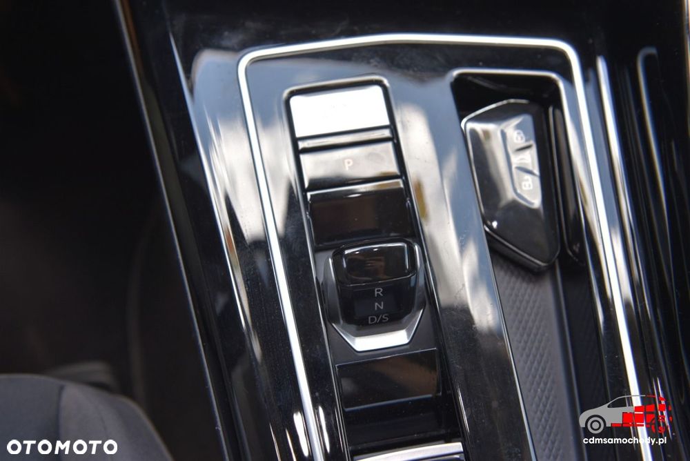 Volkswagen Golf - 30