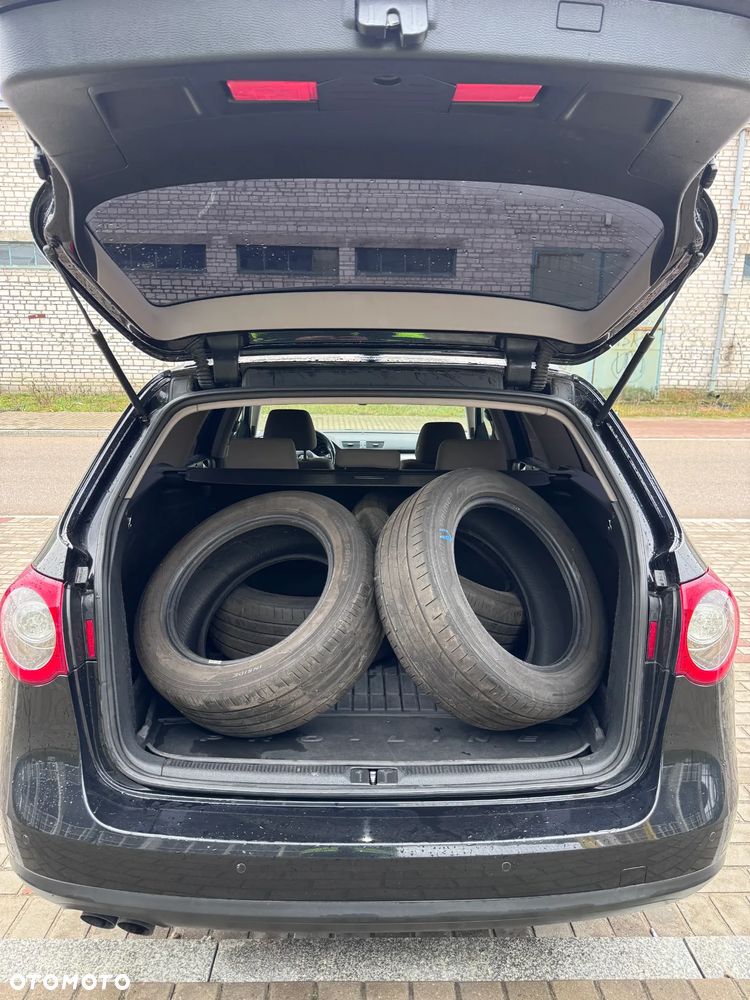 Volkswagen Passat - 14