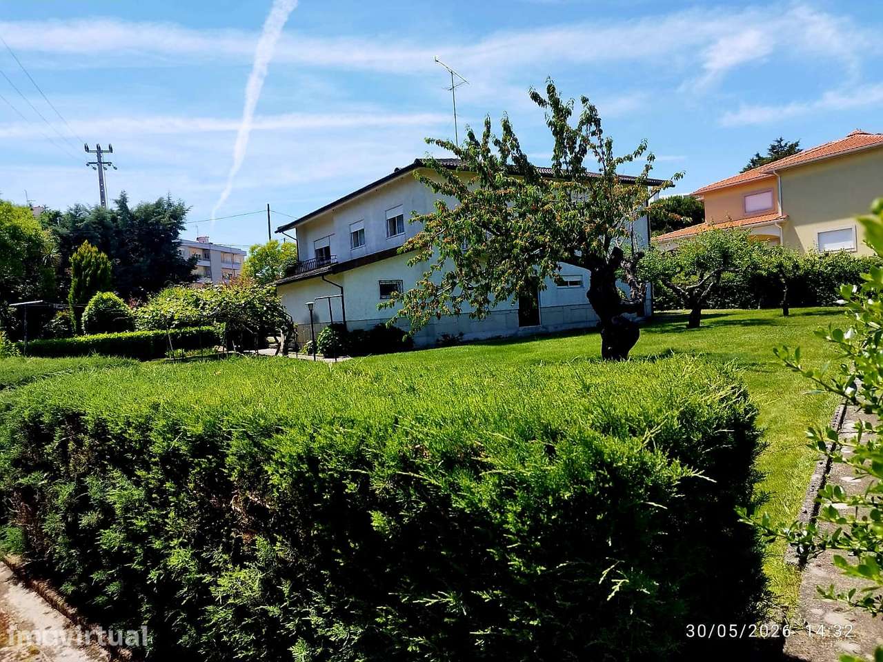 Moradia T4+1 com 310 m² de ABP| Lote 1760 m² – Excelente Localização - Grande imagem: 4/32
