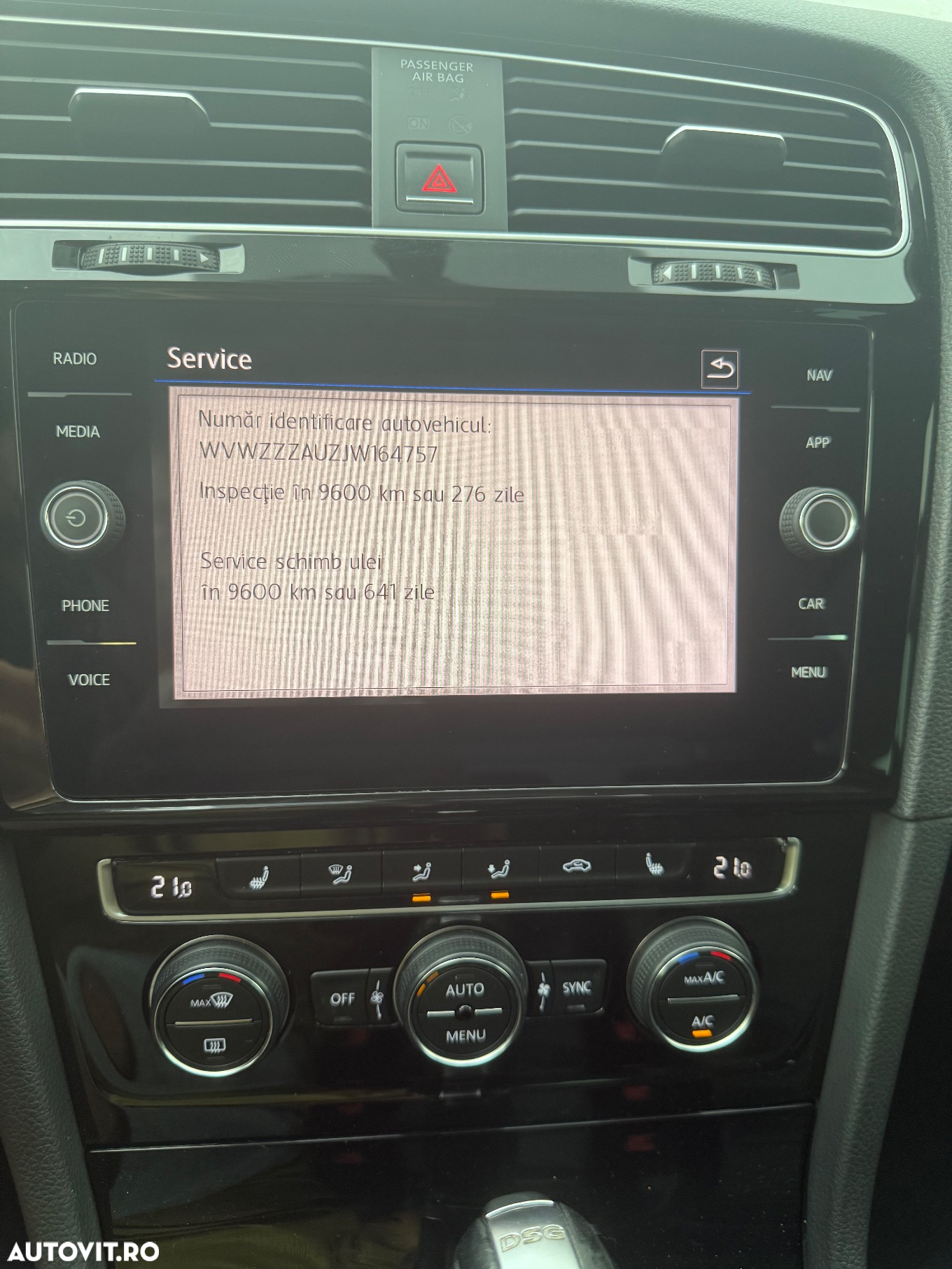 Volkswagen Golf - 17