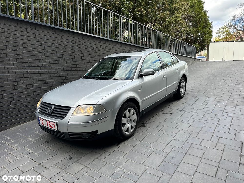 Volkswagen Passat 2.8 V6 4Mot Highline Tiptr - 2