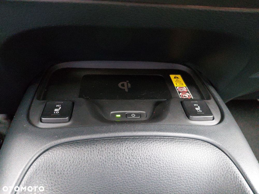 Toyota Corolla 1.8 Hybrid Style - 25