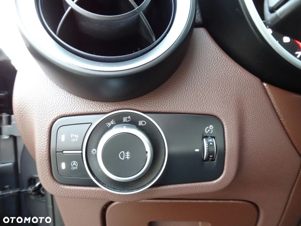 Alfa Romeo Stelvio 2.0 Turbo Sprint Q4 - 38