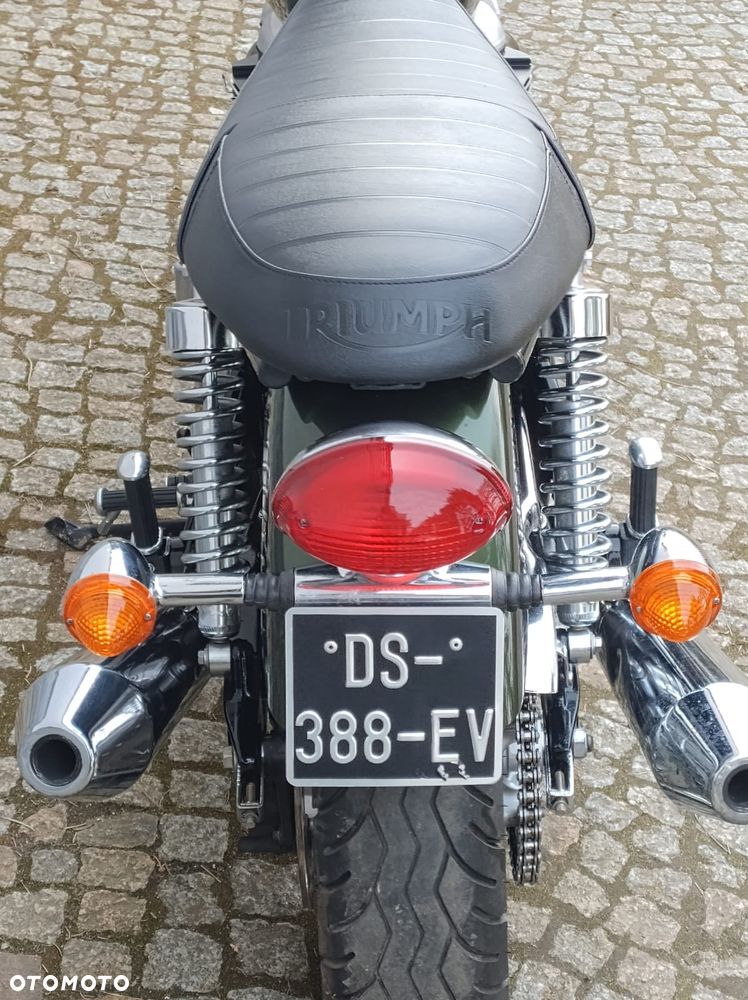 Triumph Thruxton - 10