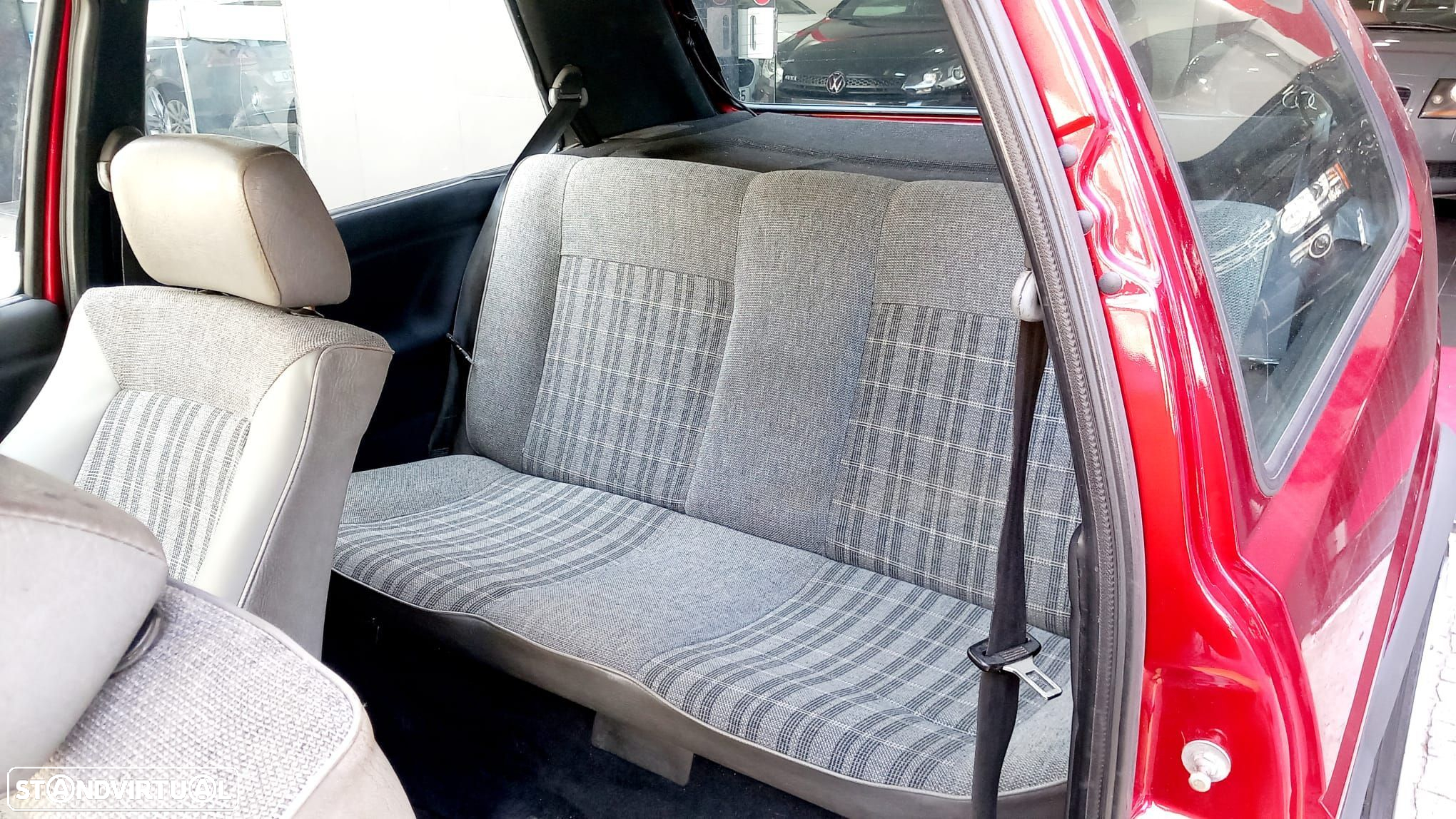 VW Golf 1.6 GTD - 23