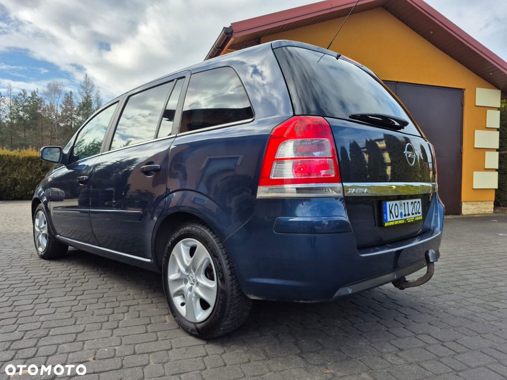 Opel Zafira 1.8 Family Plus - 3