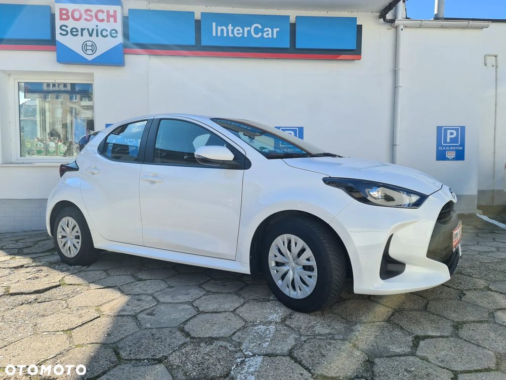 Toyota Yaris Hybrid 1.5 VVT-i - 13