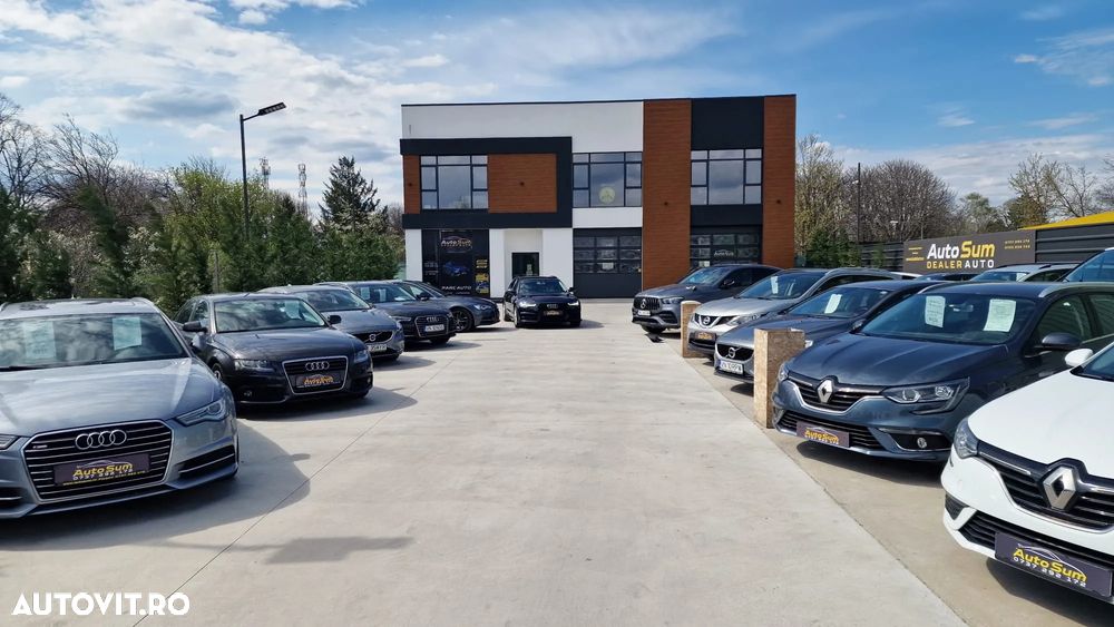 Audi A6 Avant 2.0 TDI Ultra DPF S tronic - 28