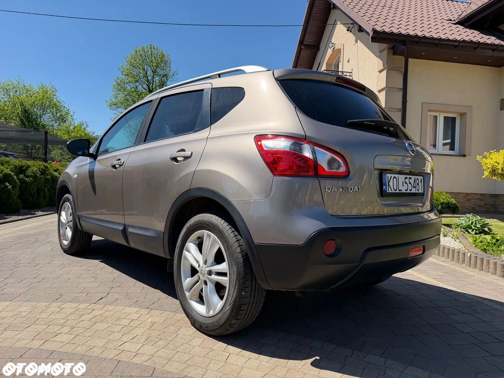 Nissan Qashqai 2.0 Lounge CVT - 17