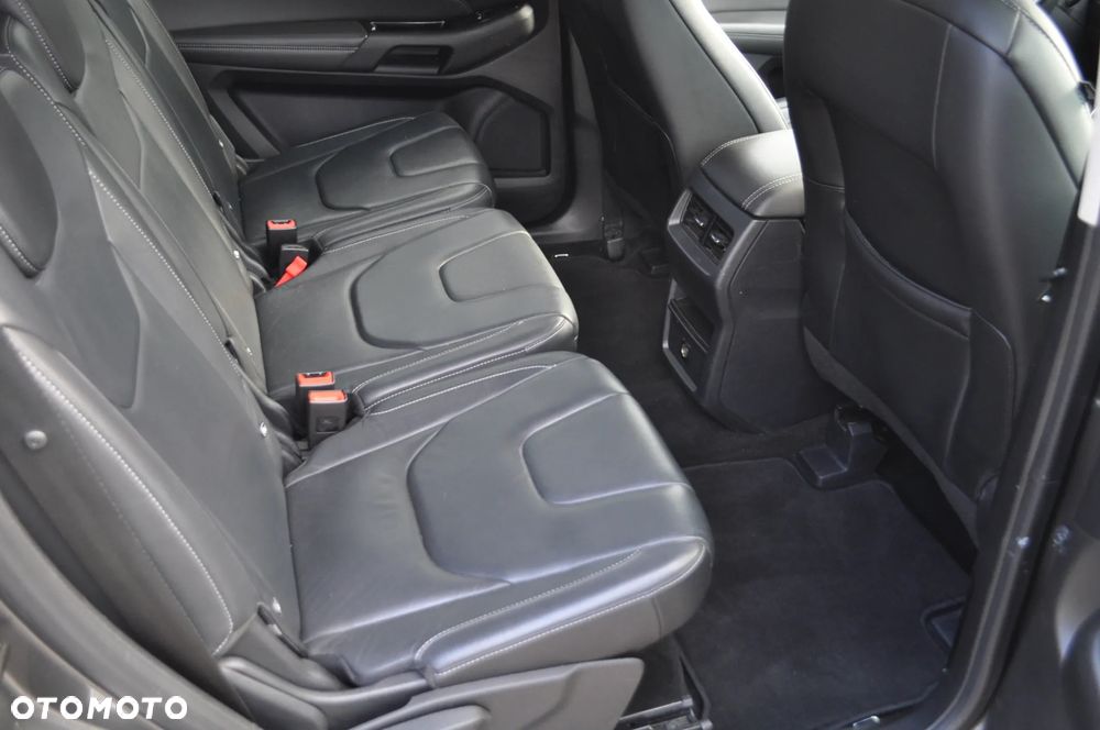 Ford S-Max 2.0 TDCi Titanium - 34