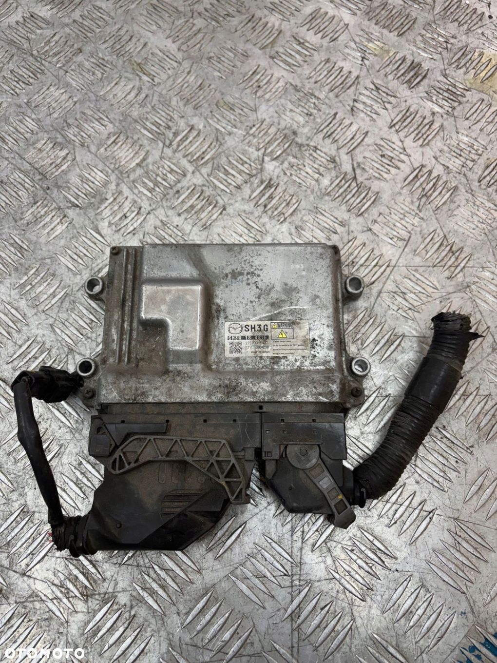 STEROWNIK SILNIKA KOMPUTER MAZDA CX-5 2.2 D SH3G18881E - 1