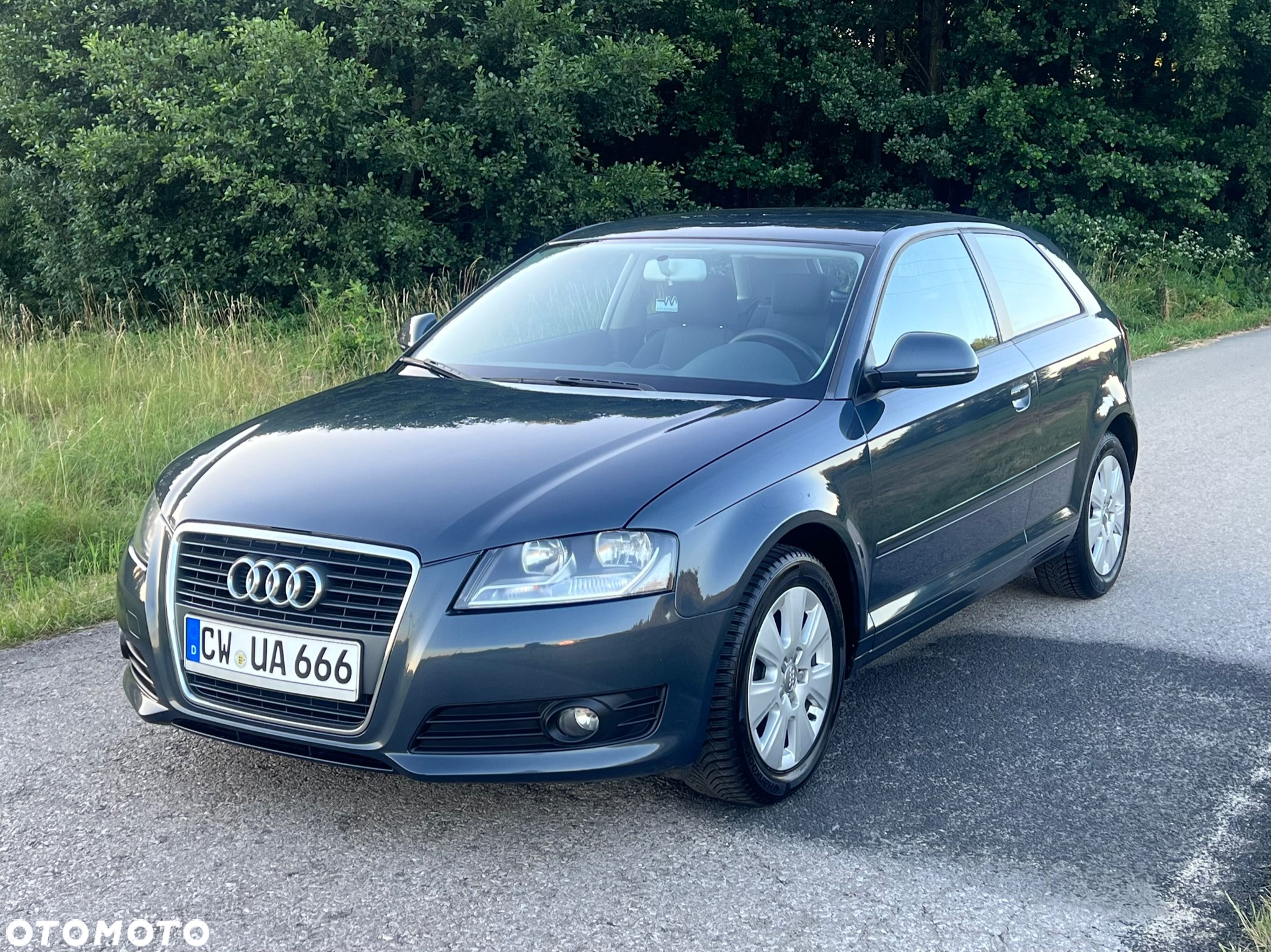 Audi A3 2.0 TDI Ambiente - 2