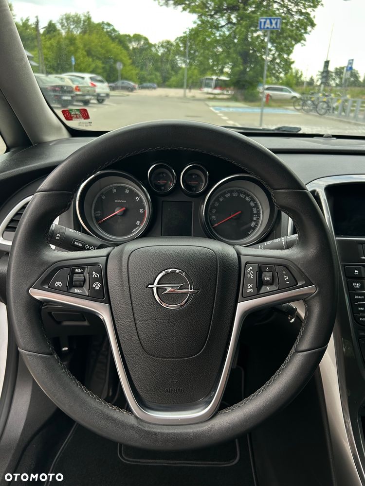 Opel Astra 1.7 CDTI Cosmo - 17