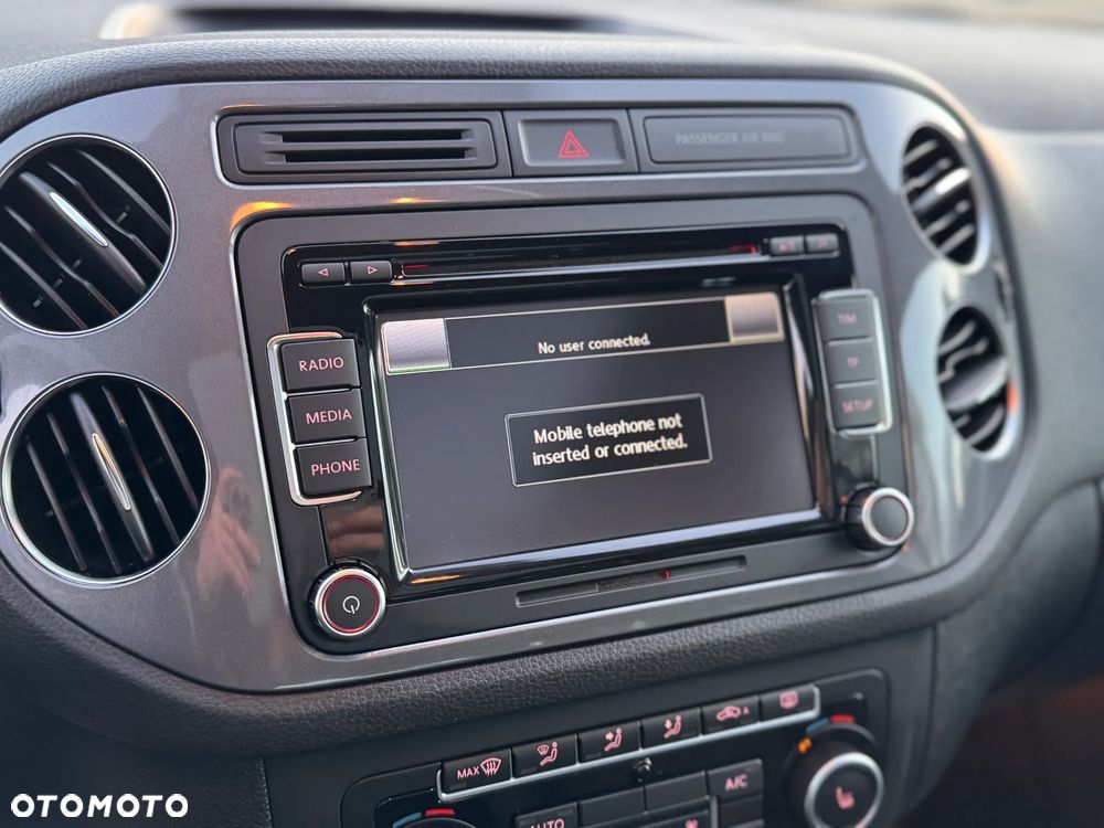 Volkswagen Tiguan 2.0 TDI 4Mot Perfectline R-Style - 22