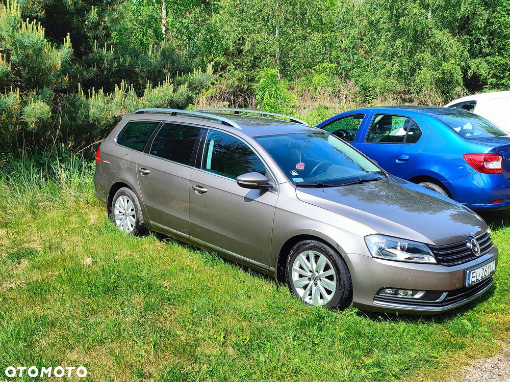 Volkswagen Passat 2.0 TDI Comfortline DSG - 2