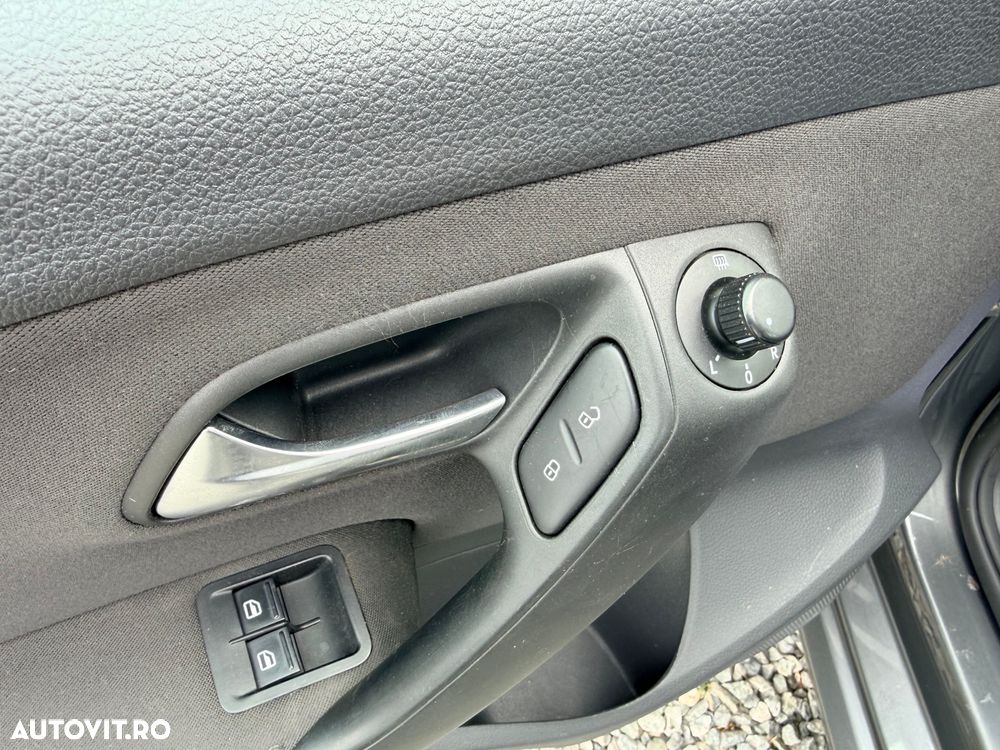 Volkswagen Polo 1.6 TDI Comfortline - 17