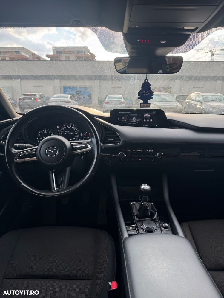 Mazda 3 e-Skyactiv G122 MHEV Plus - 9