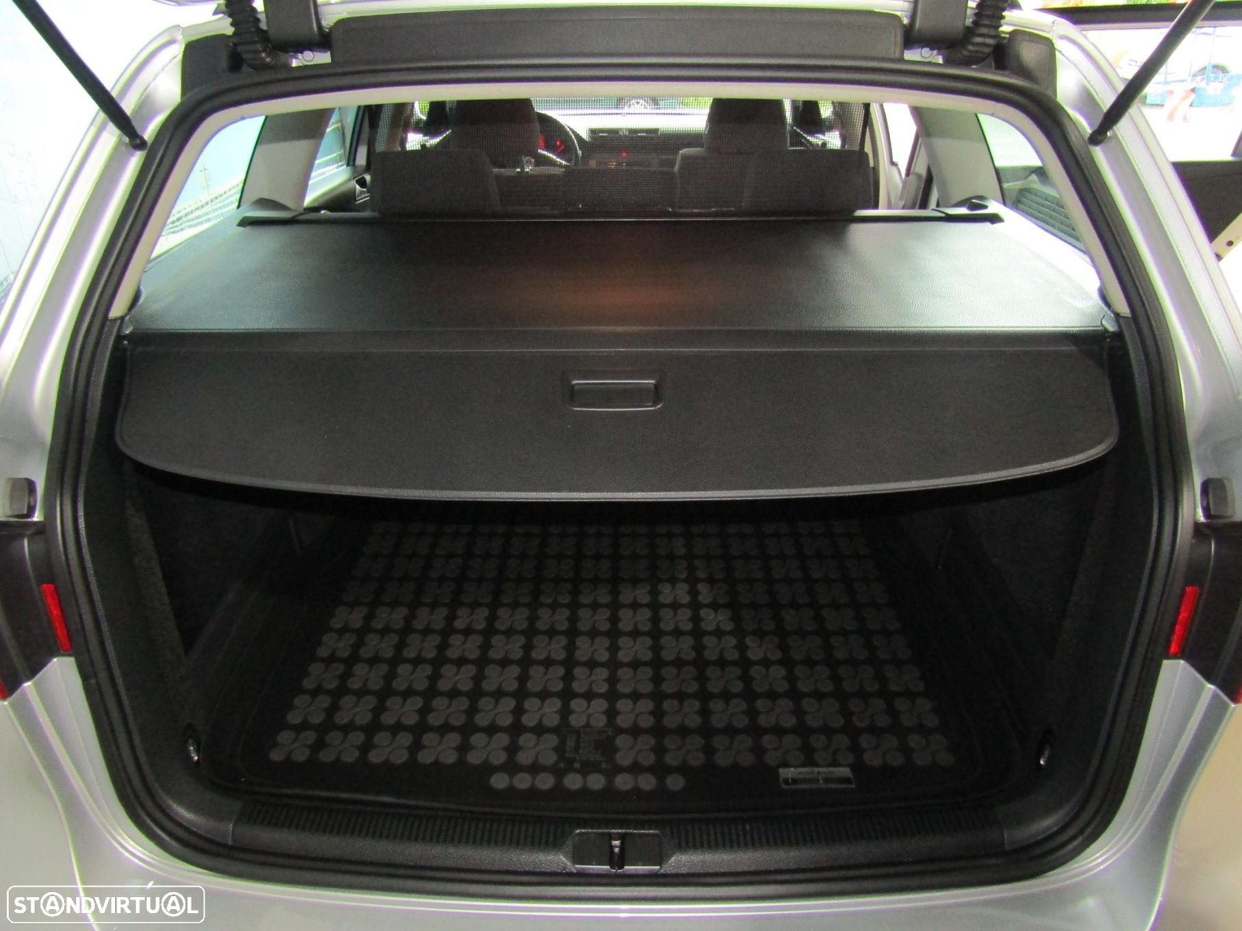 VW Passat Variant 1.9 TDi Confortline - 15