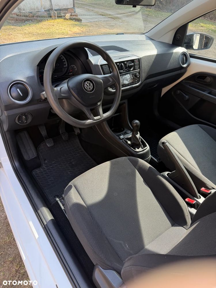Volkswagen up! 1.0 Take - 8
