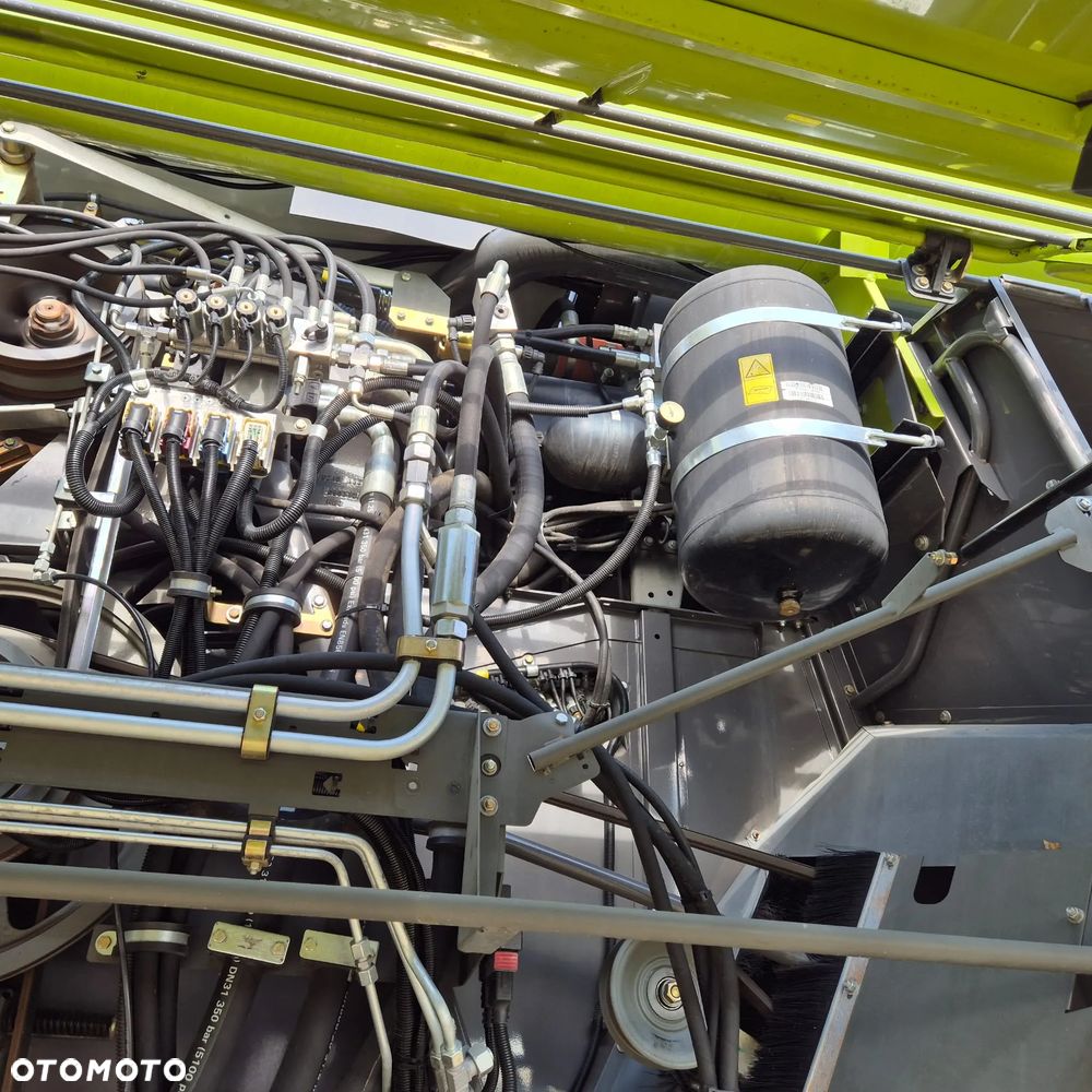 Claas Lexion 750TT z hederem - 18