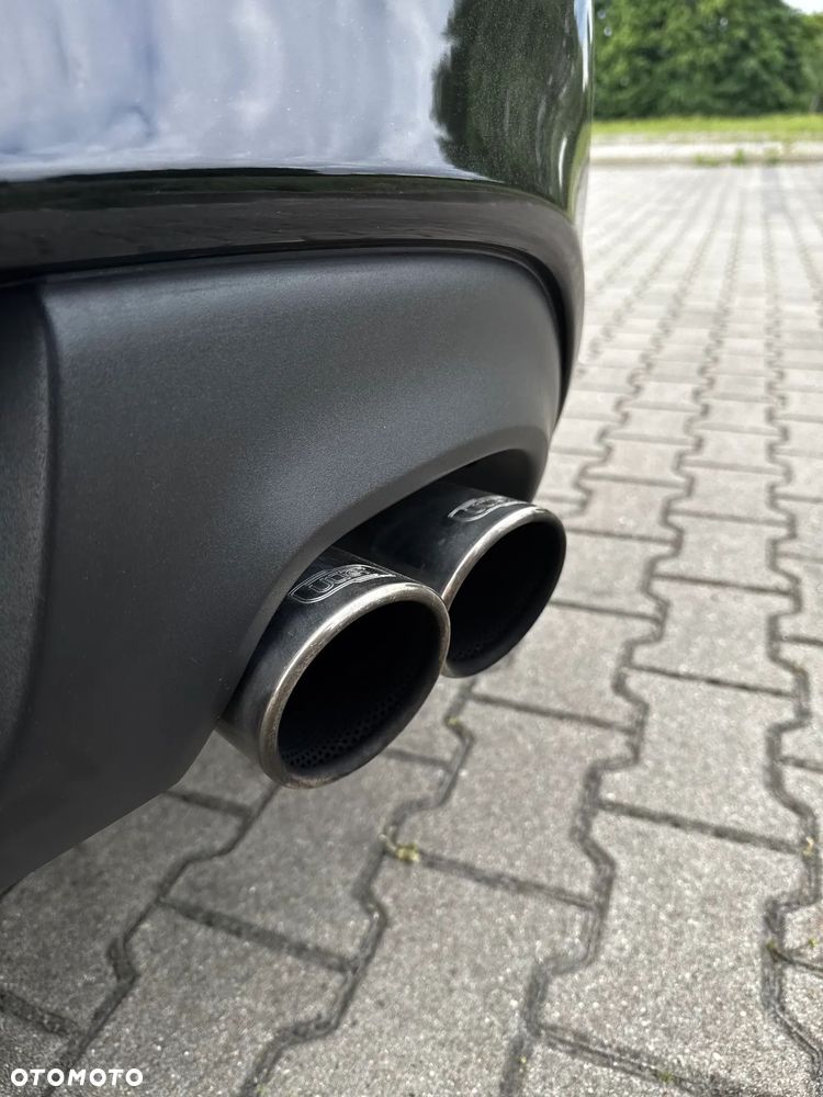 Hyundai Genesis Coupe 3.8 V6 - 12
