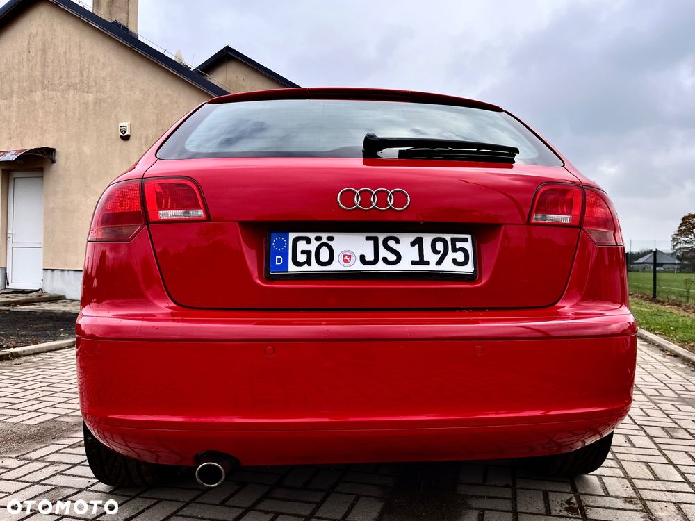 Audi A3 Sportback 1.6 S line Sportpaket plus - 4