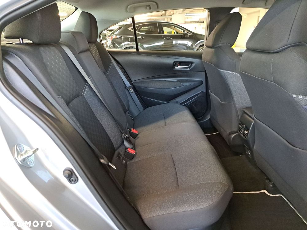 Toyota Corolla 1.8 Hybrid Comfort - 15