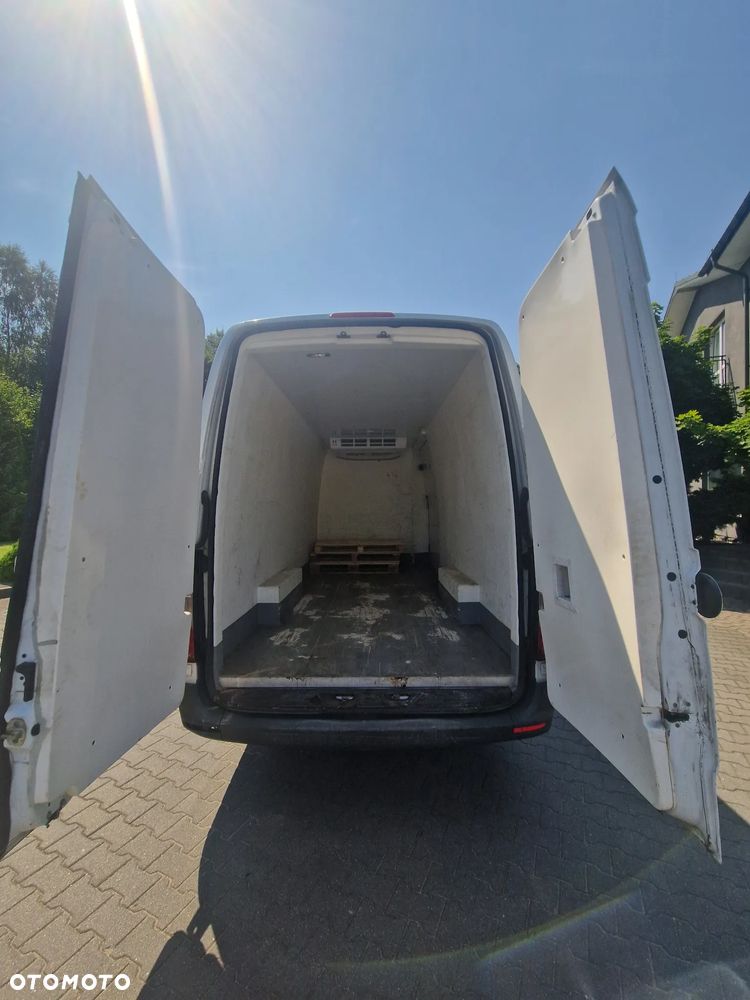 Mercedes-Benz SPRINTER - 8