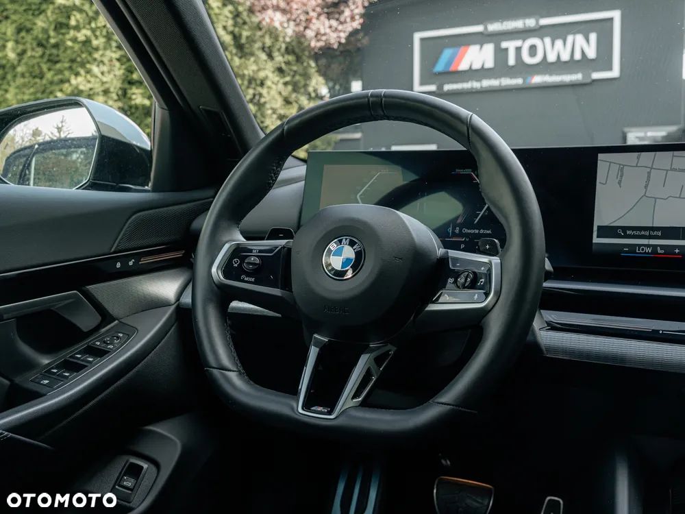 BMW Seria 5 520d xDrive - 6