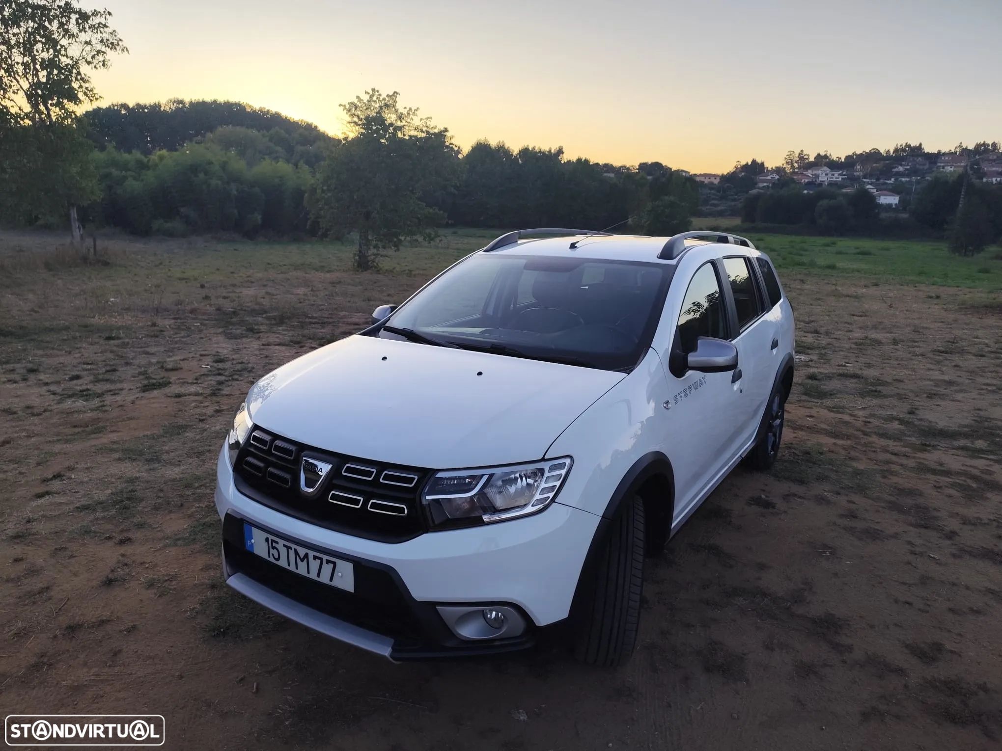 Dacia Logan MCV 1.5 dCi Stepway - 1