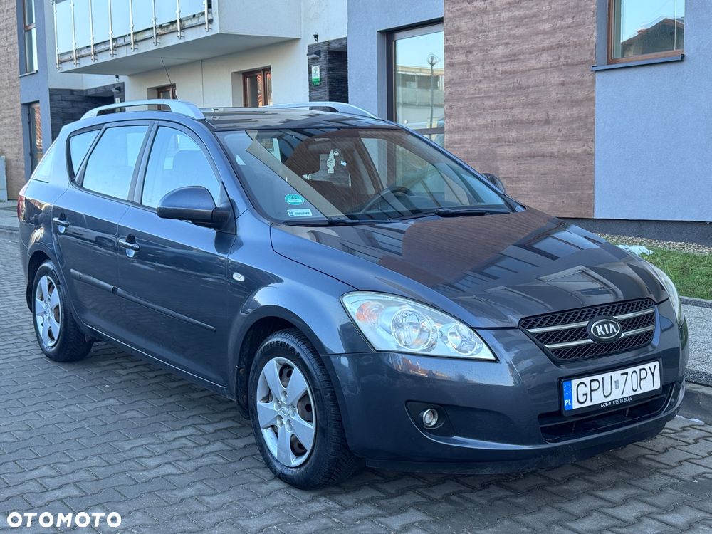 Kia Ceed 1.6 Comfort + - 6