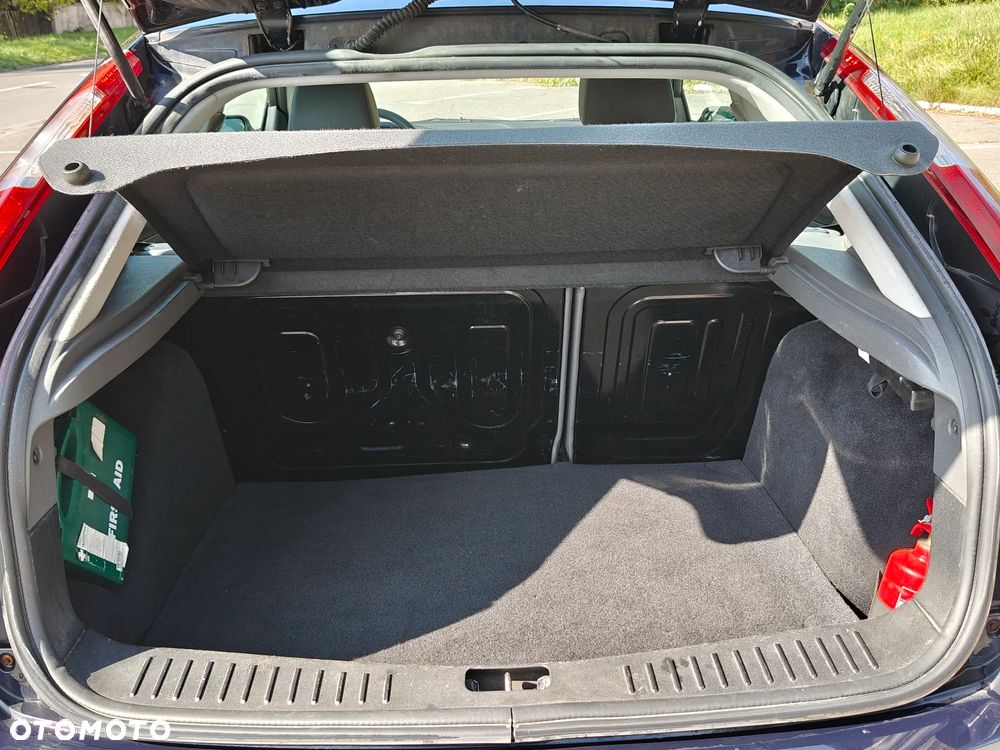 Ford Focus 1.4 Ambiente - 19
