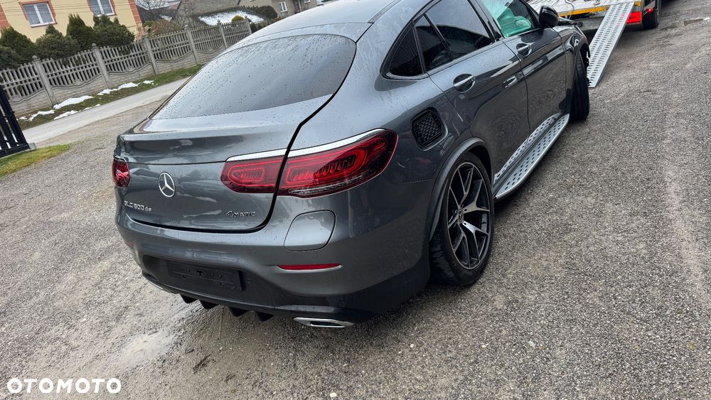 Mercedes-Benz GLC - 9