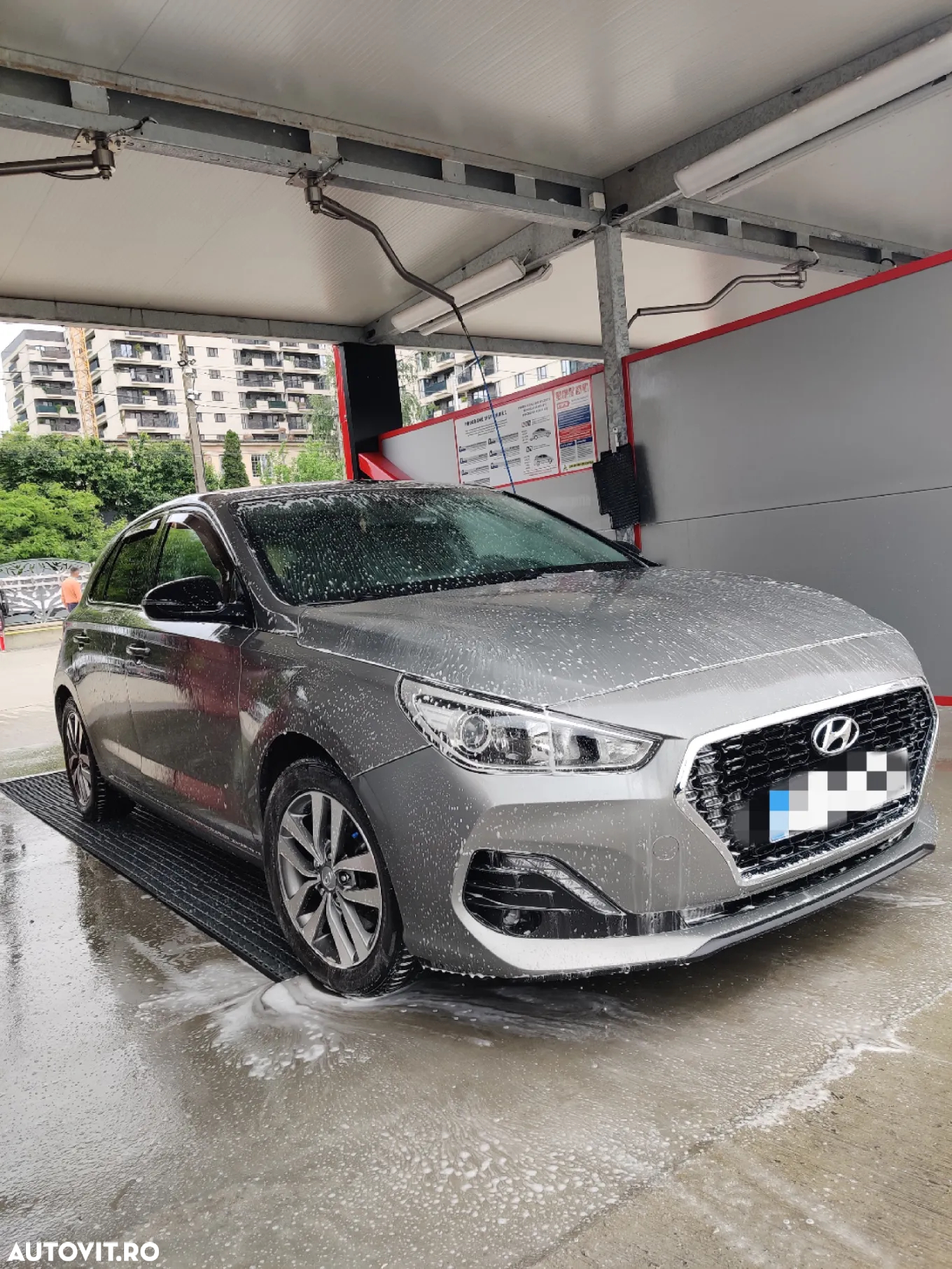 Hyundai i30 1.4 100CP 5DR M/T Highway - 33