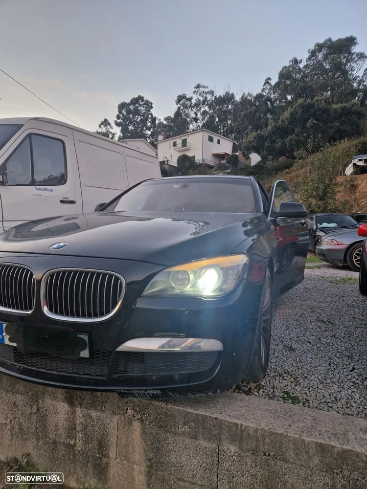BMW 740 d Pack M - 10