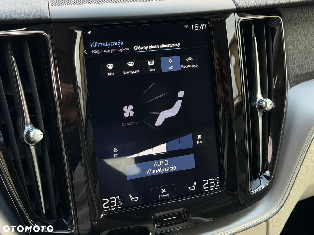 Volvo XC 60 B4 D AWD Momentum Pro - 20