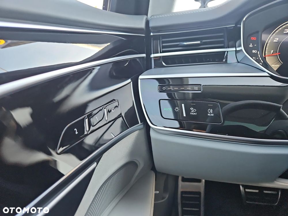 Audi S8 TFSI quattro tiptronic - 17