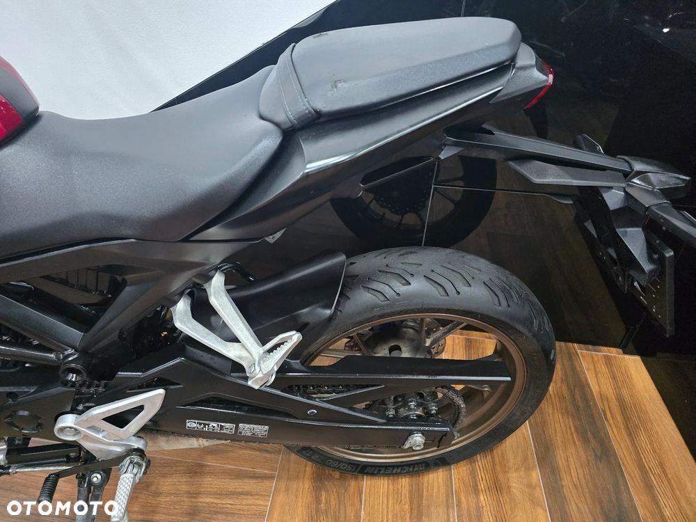 Honda CB - 13
