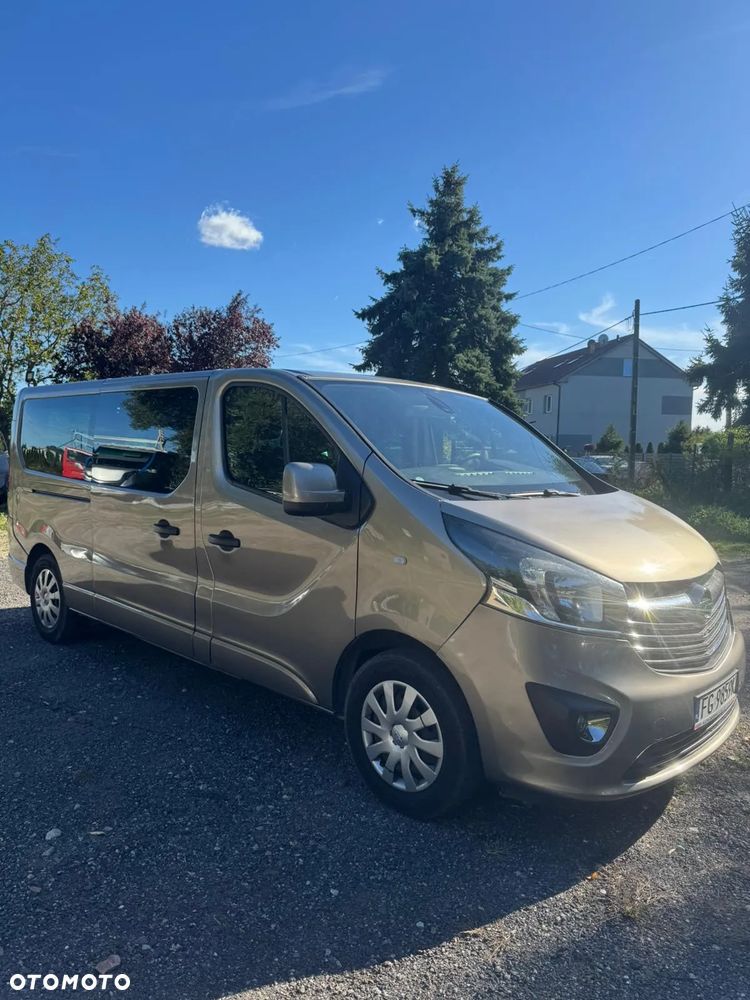 Opel Vivaro - 1