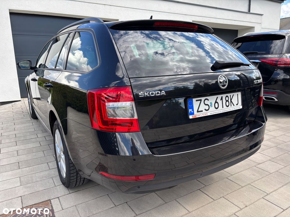 Skoda Octavia 2.0 TSI Ambition DSG - 8